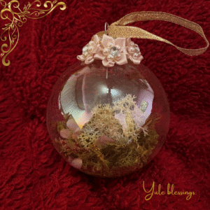 Four nature balls waiting for you to put on your Christmas tree or Yule alter. (No 1)