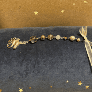 Unicorn alter decoration, crystal and meditation kits.